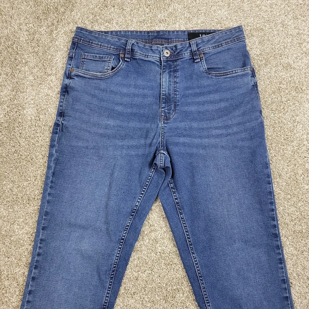 The Perfect Jean Athletic Fit Mens 38x32 Blue Denim Stretch 5 Pocket Jeans